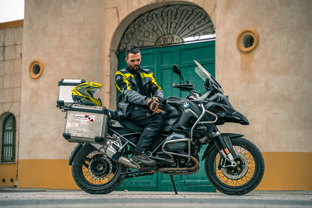 Essai de l'ensemble Furygan Apalaches : idéal pour motards du quotidien !