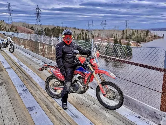 Adventure biking in Côte-Nord with Pierre-Luc Cyr
