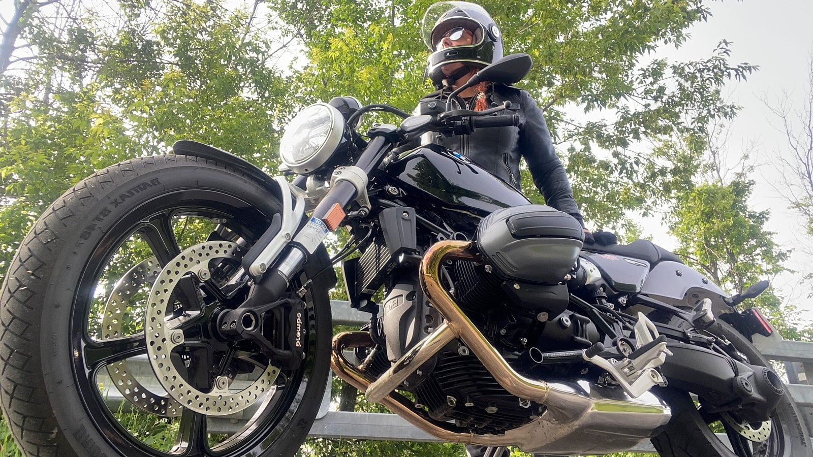 Mon expérience avec la BMW R12 : Une aventure de cœur